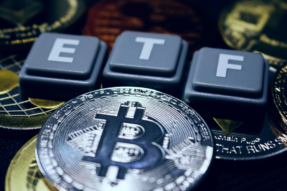 Spot Bitcoin ETF Race Heats Up as Bitcoin Cracks $42,000: BlackRock & Bitwise Make Game-Changing Moves – BTC to $50,000 by Year’s End?