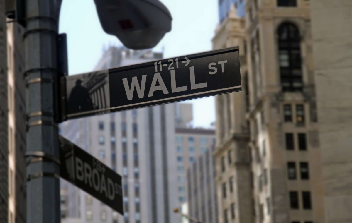 Wall Street Banks Dive Into Crypto With $200M in Fees Canton Network Powers Wall Street Onchain With $6T in Monthly Volume