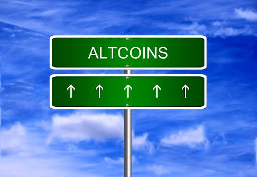 Comparing Emerging Altcoins with Established Tokens