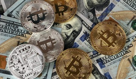 bitcoin-btc-monedas-redondas-de-plata-y-oro-