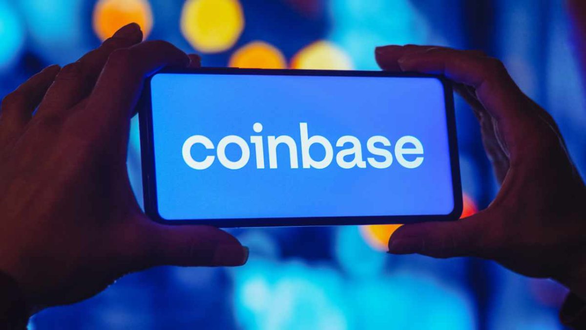 Coinbase stürmt mit Rekordumsatz an die Spitze der iOS-Finanz-Apps