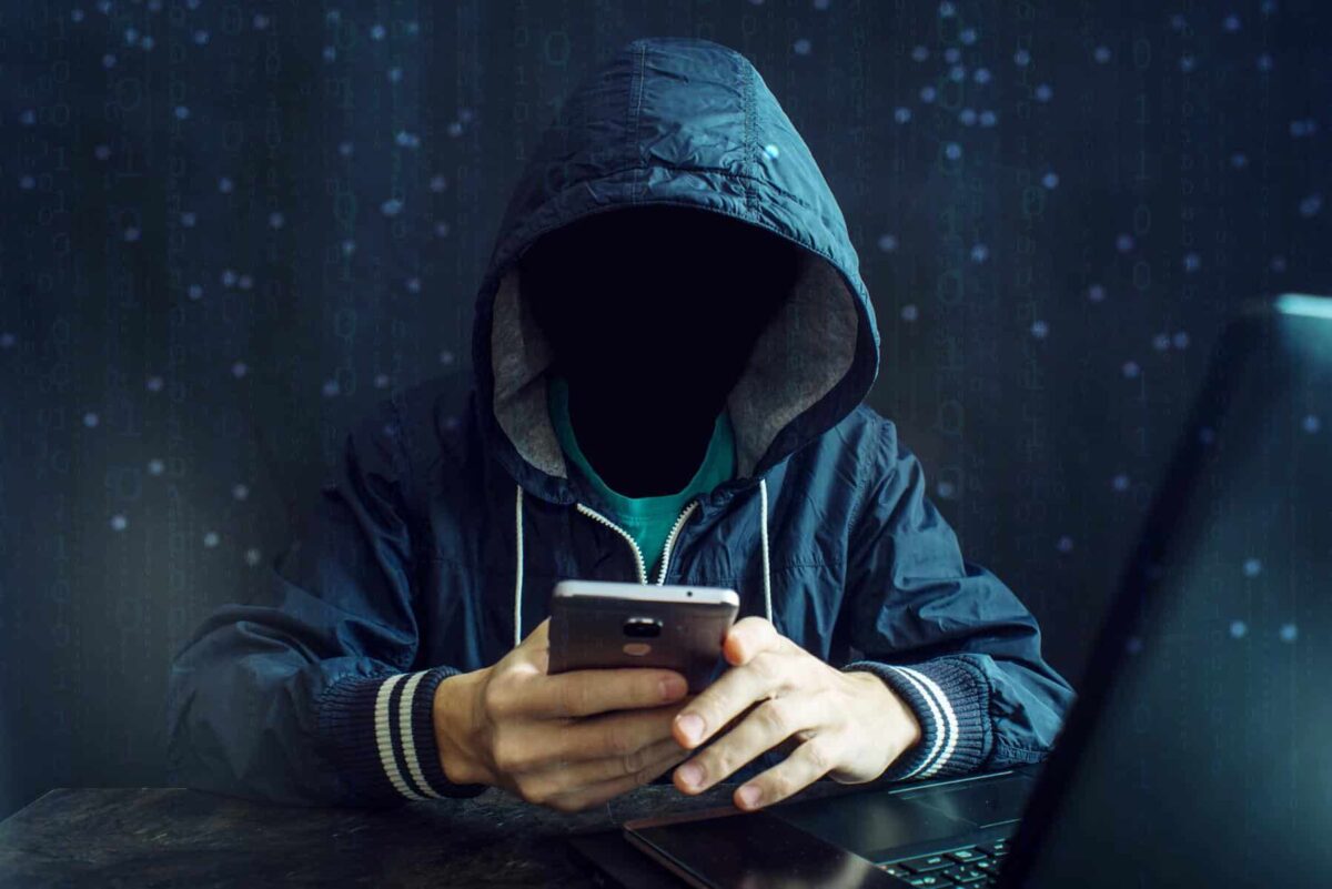 UK Hacker Who Breached Obama’s Twitter Account Ordered to Repay $5.4 Million in Bitcoin Dark Web Claims 100K Gemini, Binance User Data Leak—Binance Denies Breach