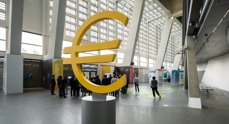 Europäische Zentralbank sucht Experten zur Mitarbeit am Digitalen Euro Stabil verankert: Der Euro